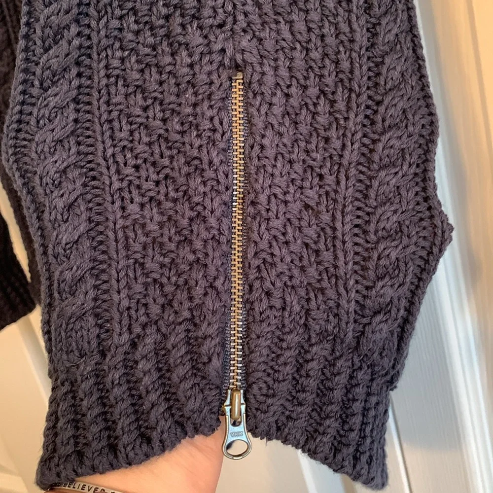 LL Bean, tunic sweater with side zipper slit detail, size XS, NWT - Picture 5 of 8